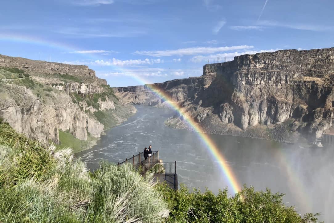 A rainbow over Shoshone Falls